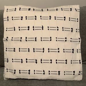 Stripe Clipped Jacquard 18” Cotton Pillow Cover